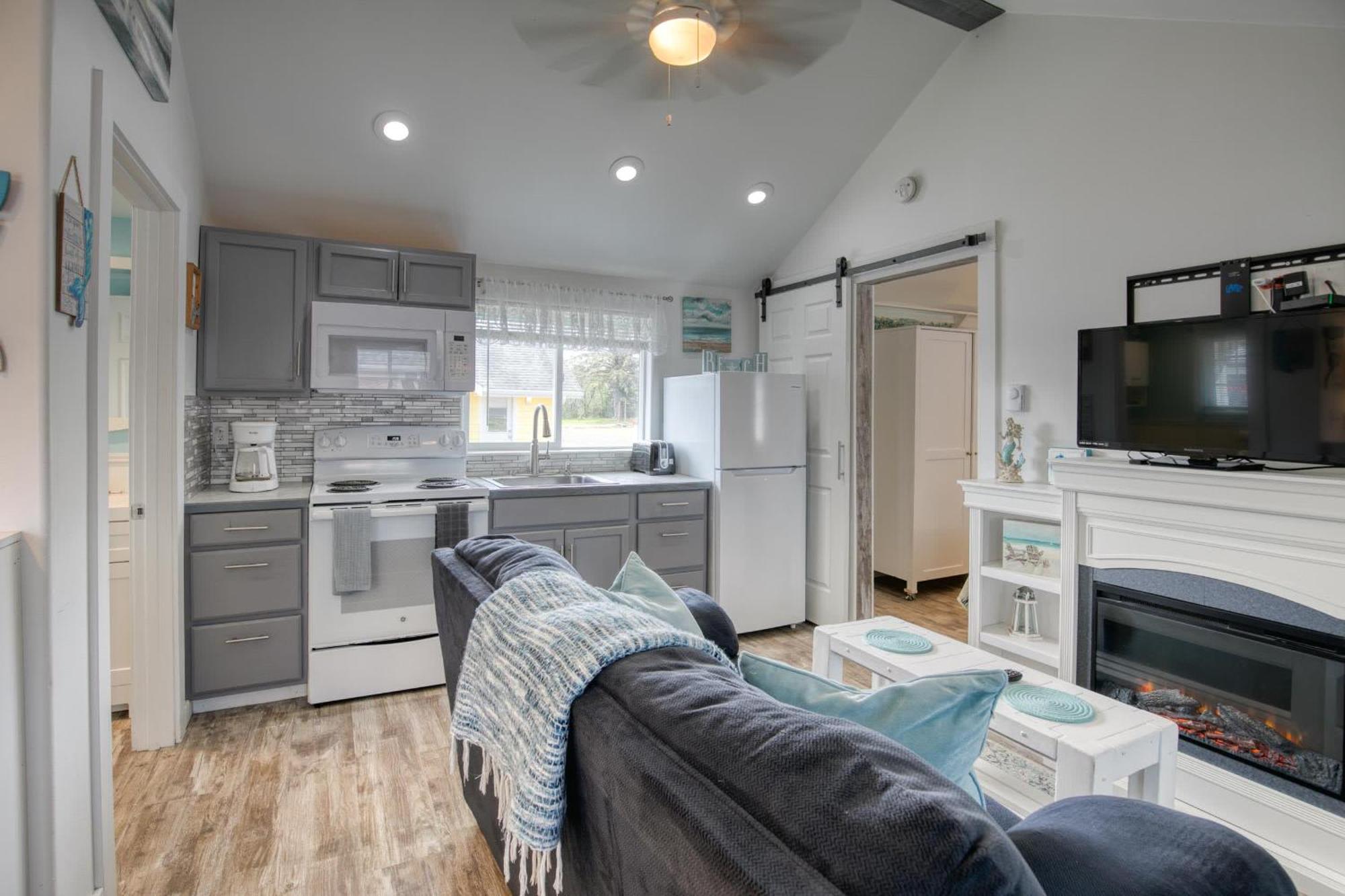 Mermaid Cottage 1-Bedroom Beach Cottage Grayland Exterior photo