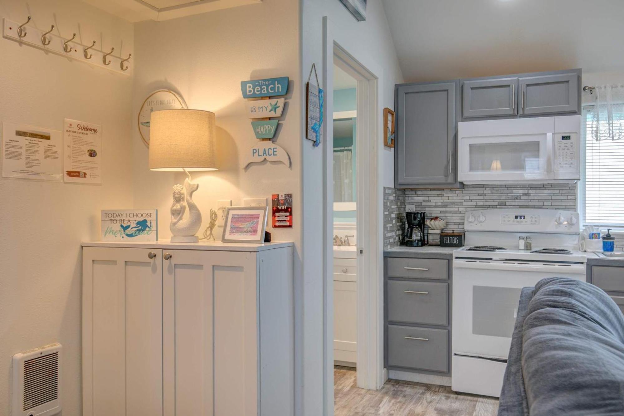 Mermaid Cottage 1-Bedroom Beach Cottage Grayland Exterior photo